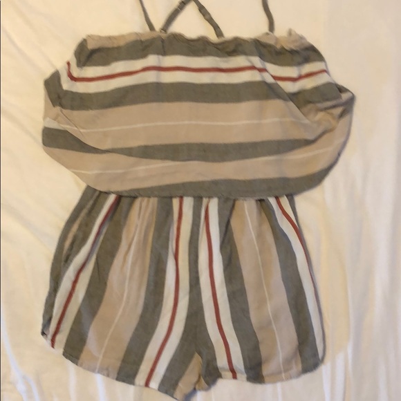 O’Neill Striped Romper - Picture 1 of 3